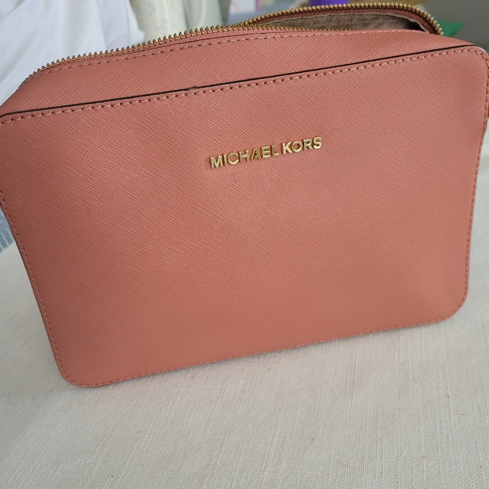 Michael Kors Crossbody Bag